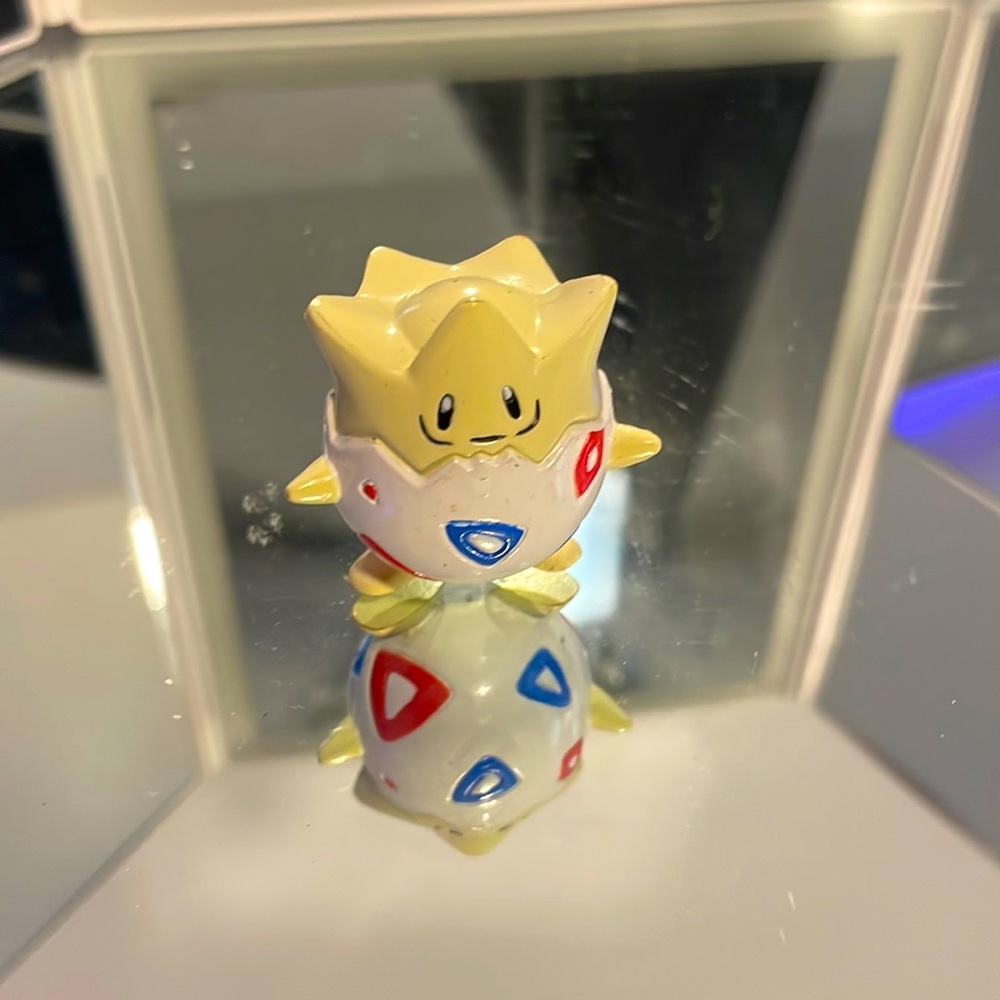 Vintage Pokémon Tomy Togepi figure